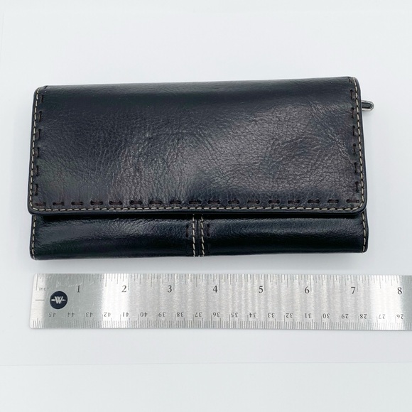 Fossil Leather Trifold Wallet - Picture 9 of 9